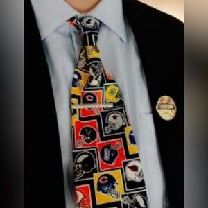 VTG NFL Football Team Logos Teams Surrey Mens Neck Tie 1994 Wallywear EUC